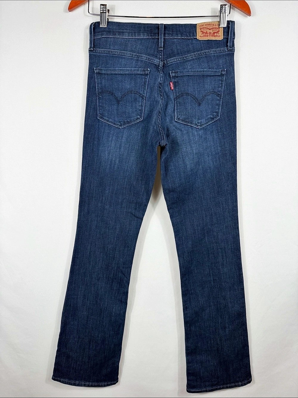Levi's 315 Shaping Bootcut Jeans Blue Denim. Womens Size 28. Stretch has Denim